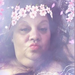 Meet your Posher, Janet